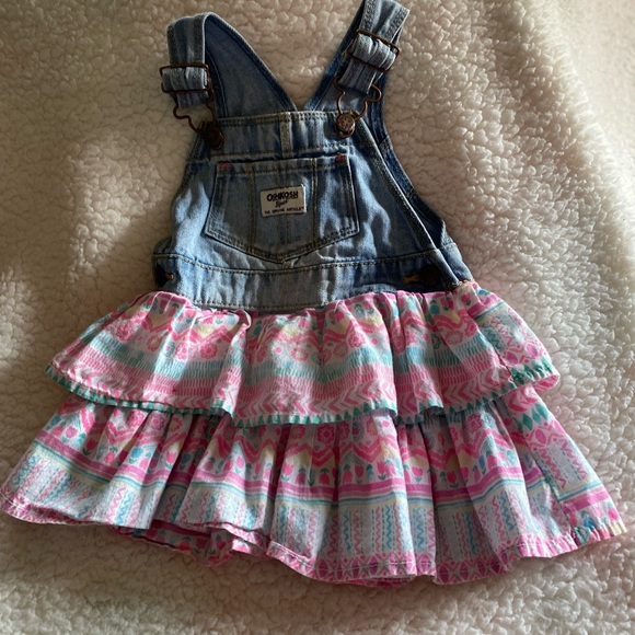 🎊🎉HP🎊🎉  Girls Adorable Osh Kosh B’Gosh 18M Ruffled Floral Bib Dress Spring - Picture 2 of 5